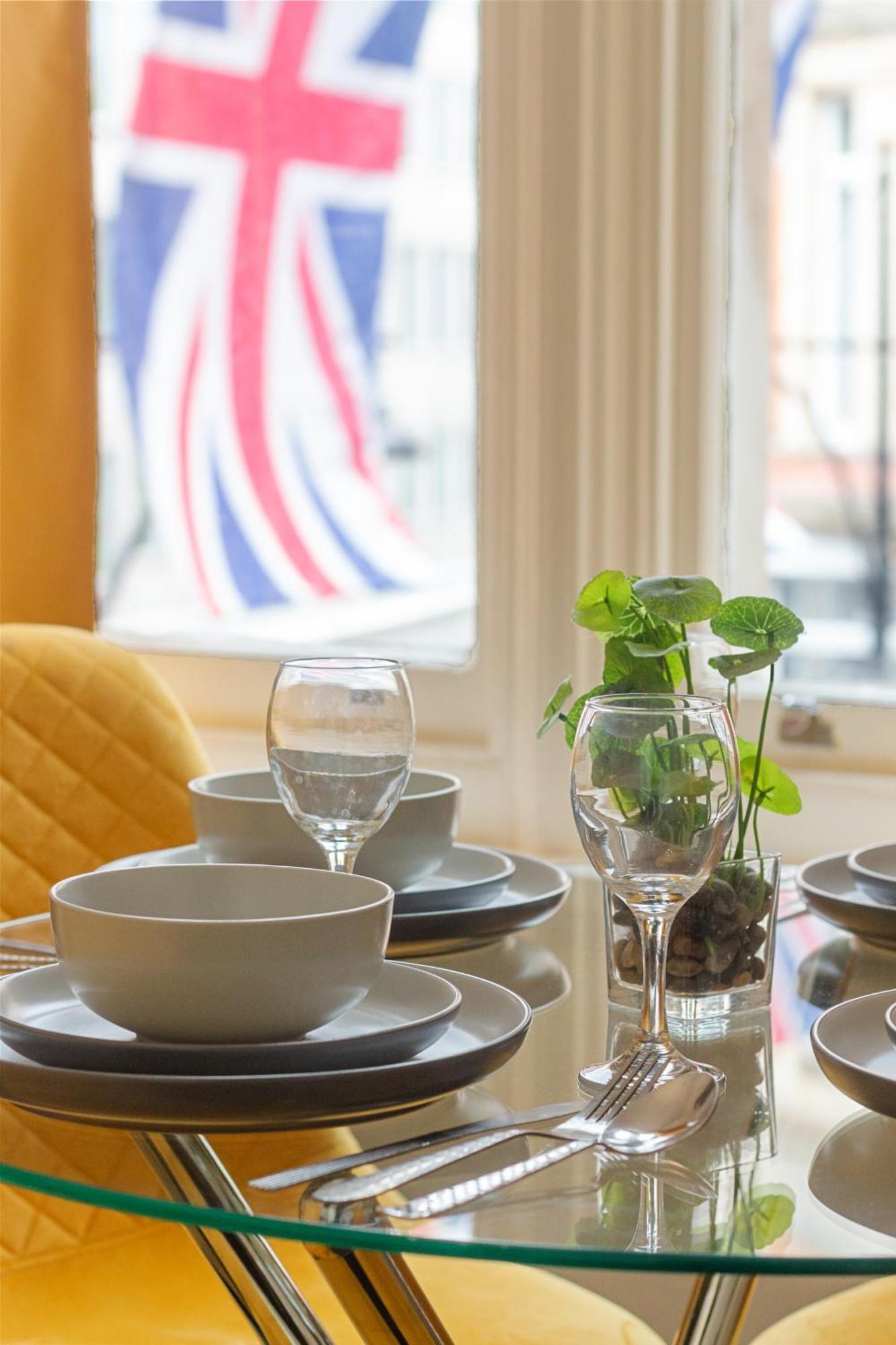 Oxford Street 1 Bedroom Shopping Retreat! 3Gc Лондон Экстерьер фото